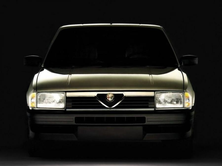  Alfa Romeo 33 1.7 IE (905) 1988 года  (фото 2 из 4)